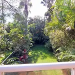 Parking, Walk To Beach, 3 Bedroom Tropical Bondi Beach Oasis