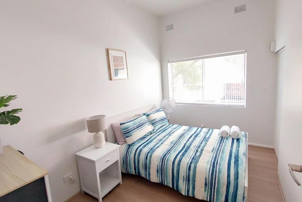 Holiday home Parking, Walk To Beach, 3 Bedroom Tropical Bondi Oasis Sydney